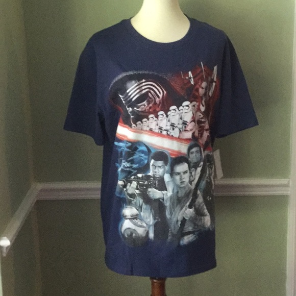 Disney Tops - DisneyUnisex100% Cotton SZ L T-Shirt Force Awakens